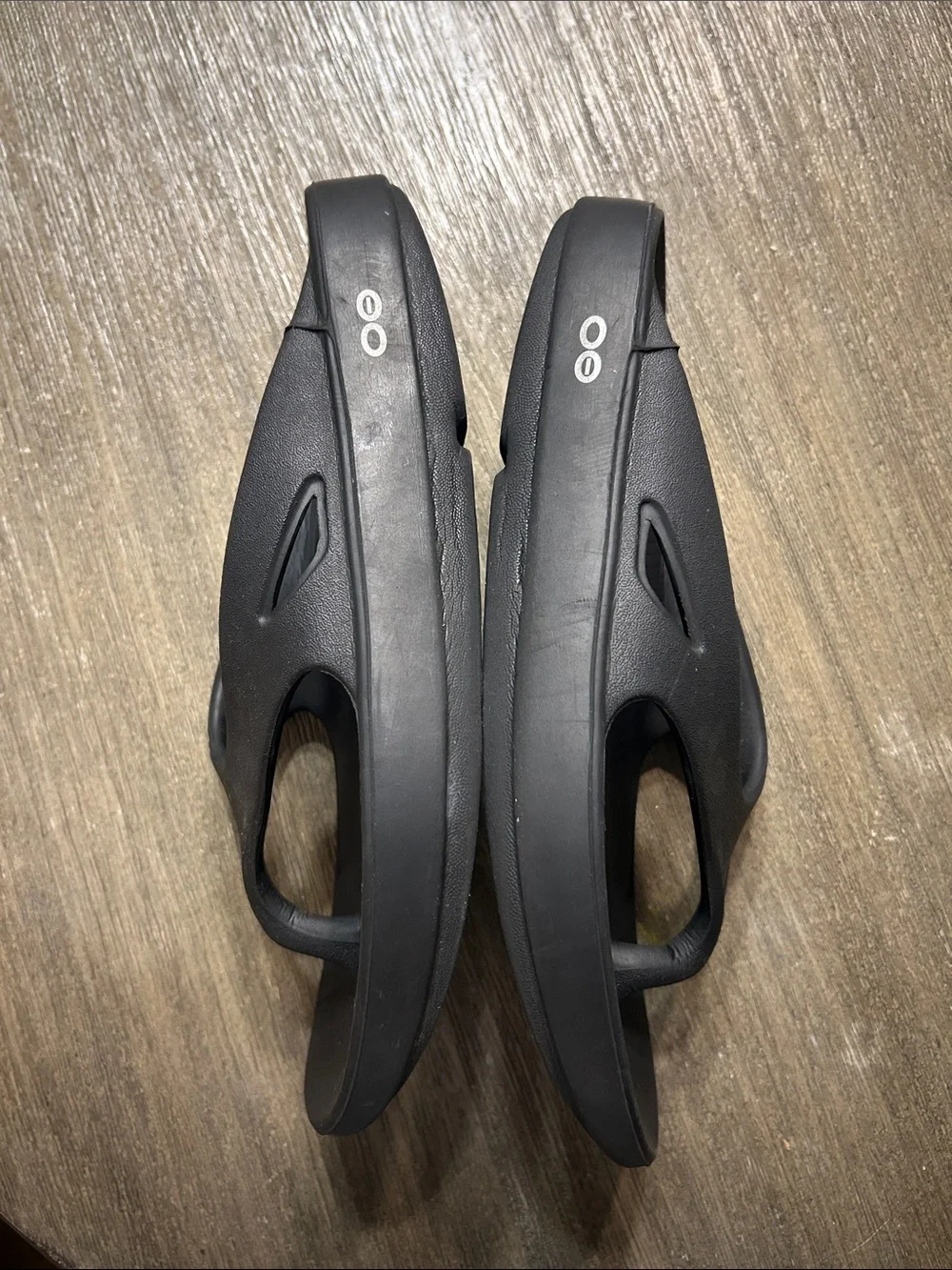 OOFOS good size